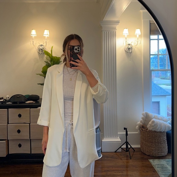 Casual white blazer - Picture 2 of 5